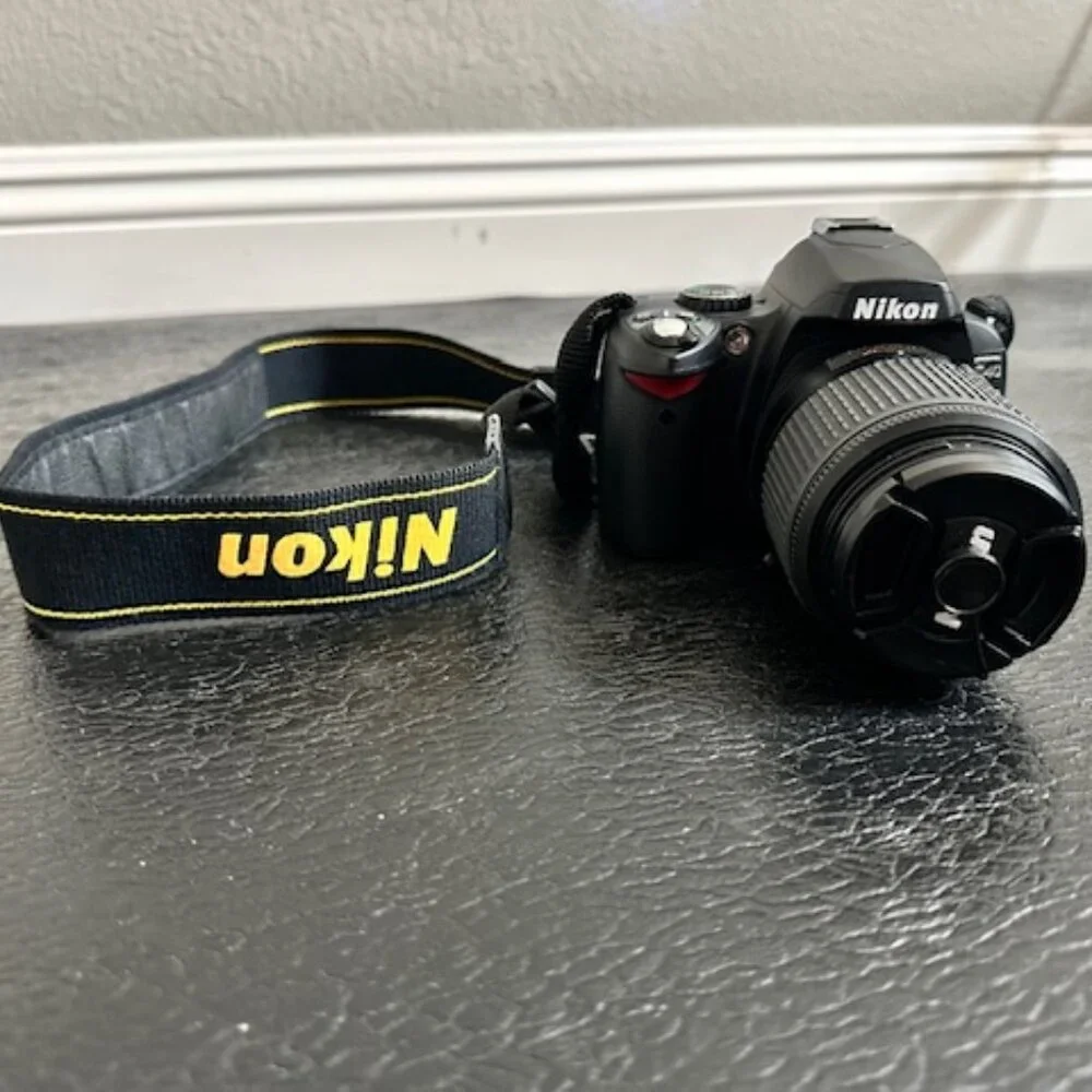 Nikon D40 Camera